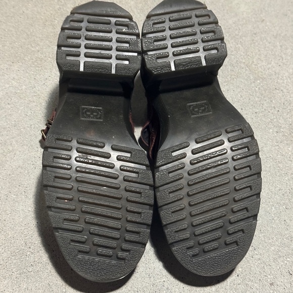 Dr. Martens Brown Platform Women's Shoes - Picture 4 of 7